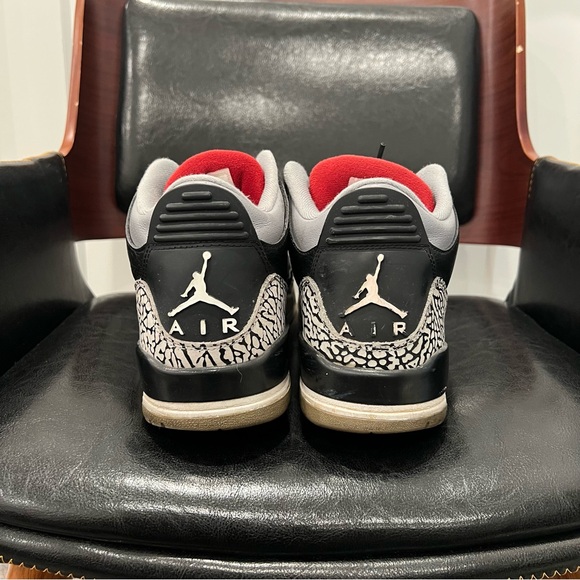 AIR JORDAN 3 Black Cement - Picture 5 of 7